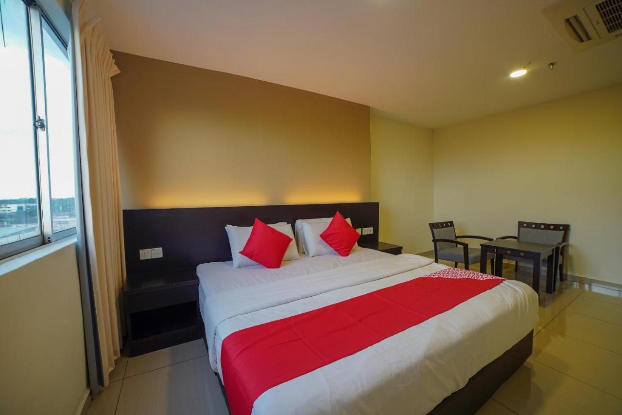 Oyo 89531 Villa Hotel Segamat Kültér fotó