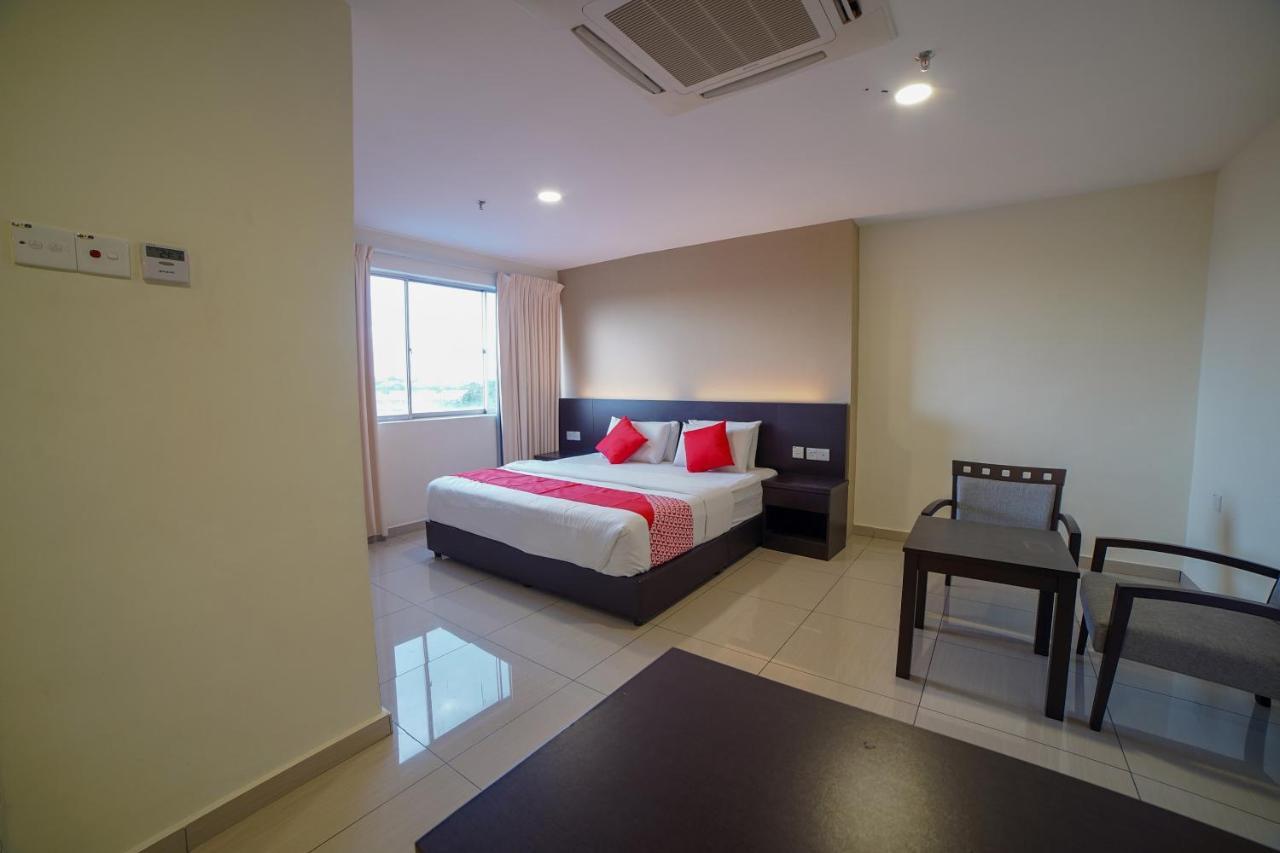 Oyo 89531 Villa Hotel Segamat Kültér fotó