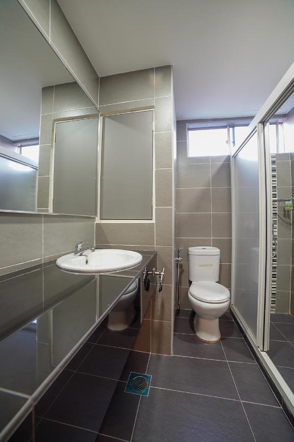 Oyo 89531 Villa Hotel Segamat Kültér fotó