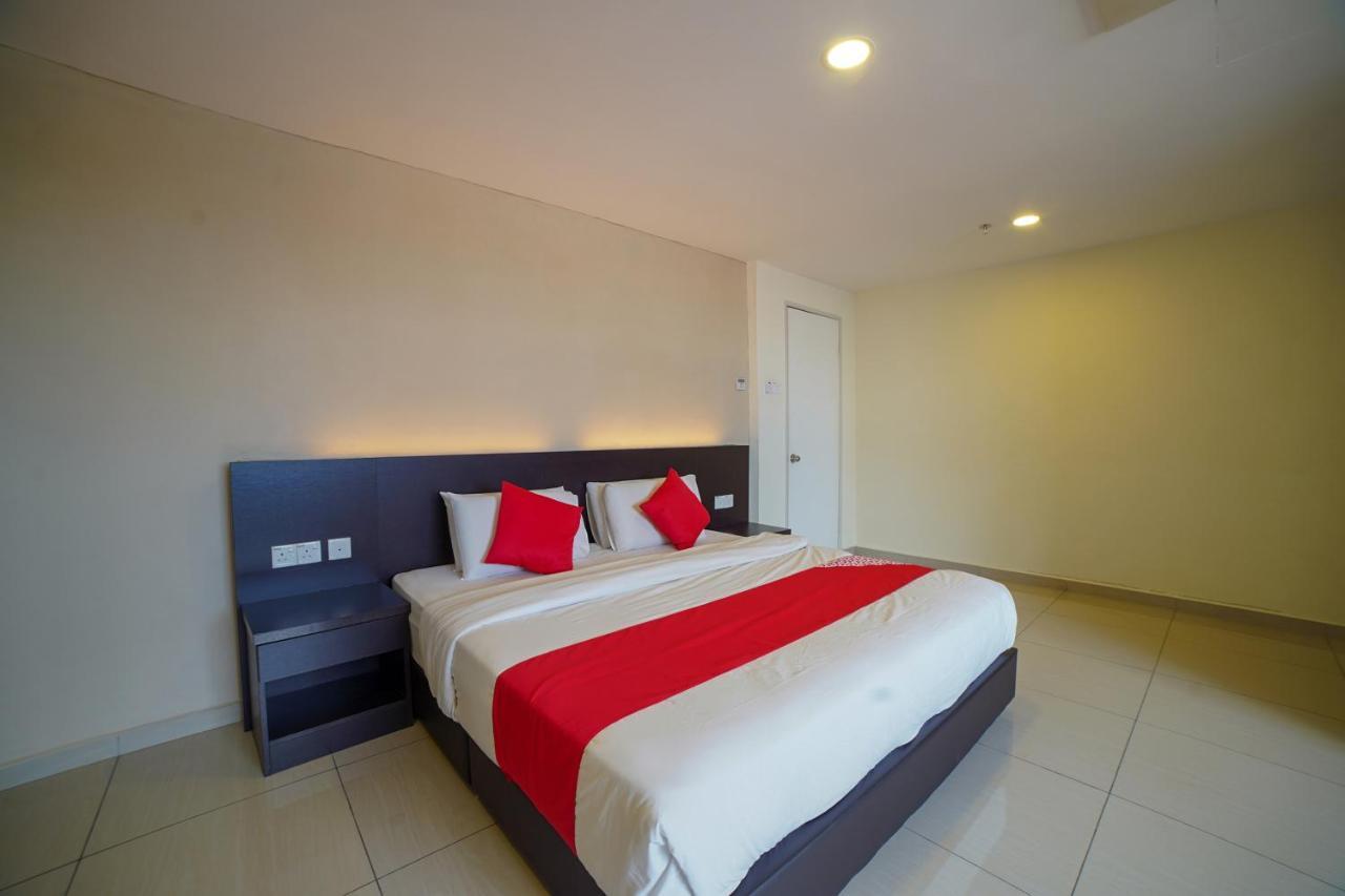 Oyo 89531 Villa Hotel Segamat Kültér fotó